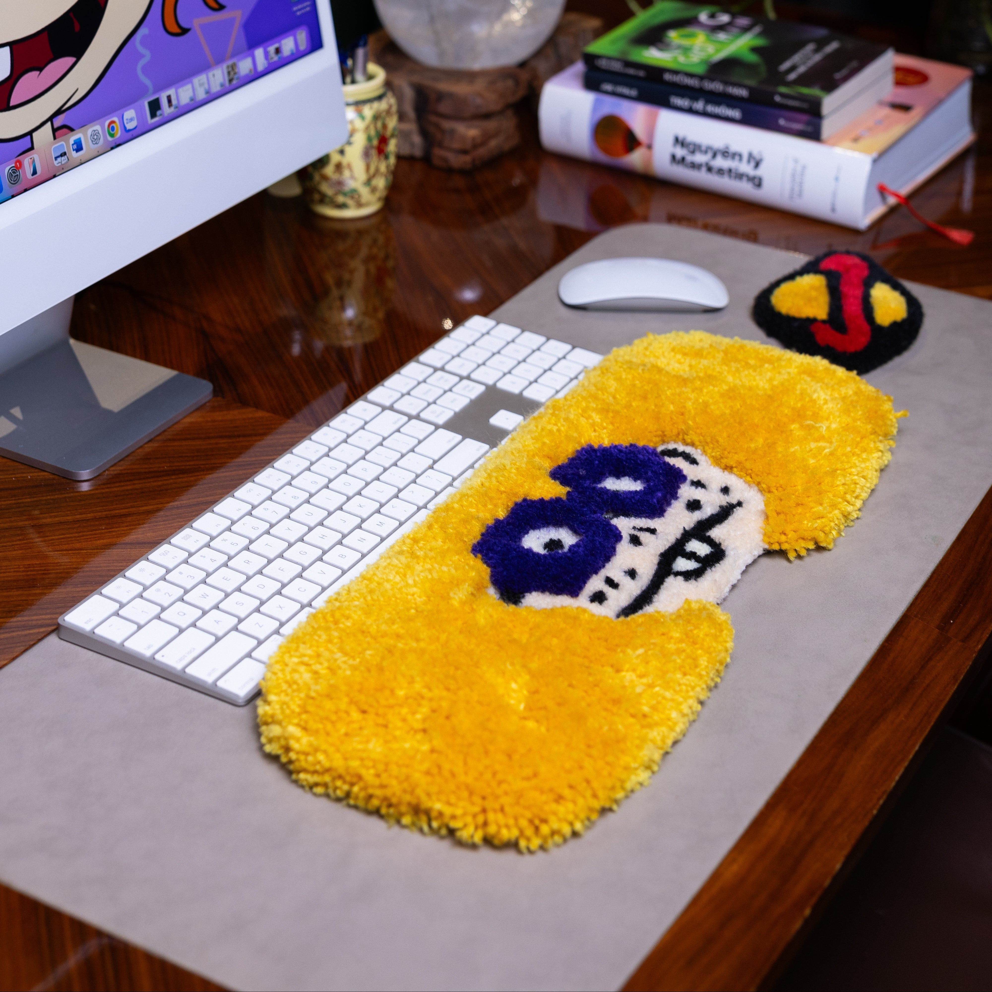 Retro Masked Character Keyboard Rug – Handmade Tufted Yellow Desk Mat for Art Lovers