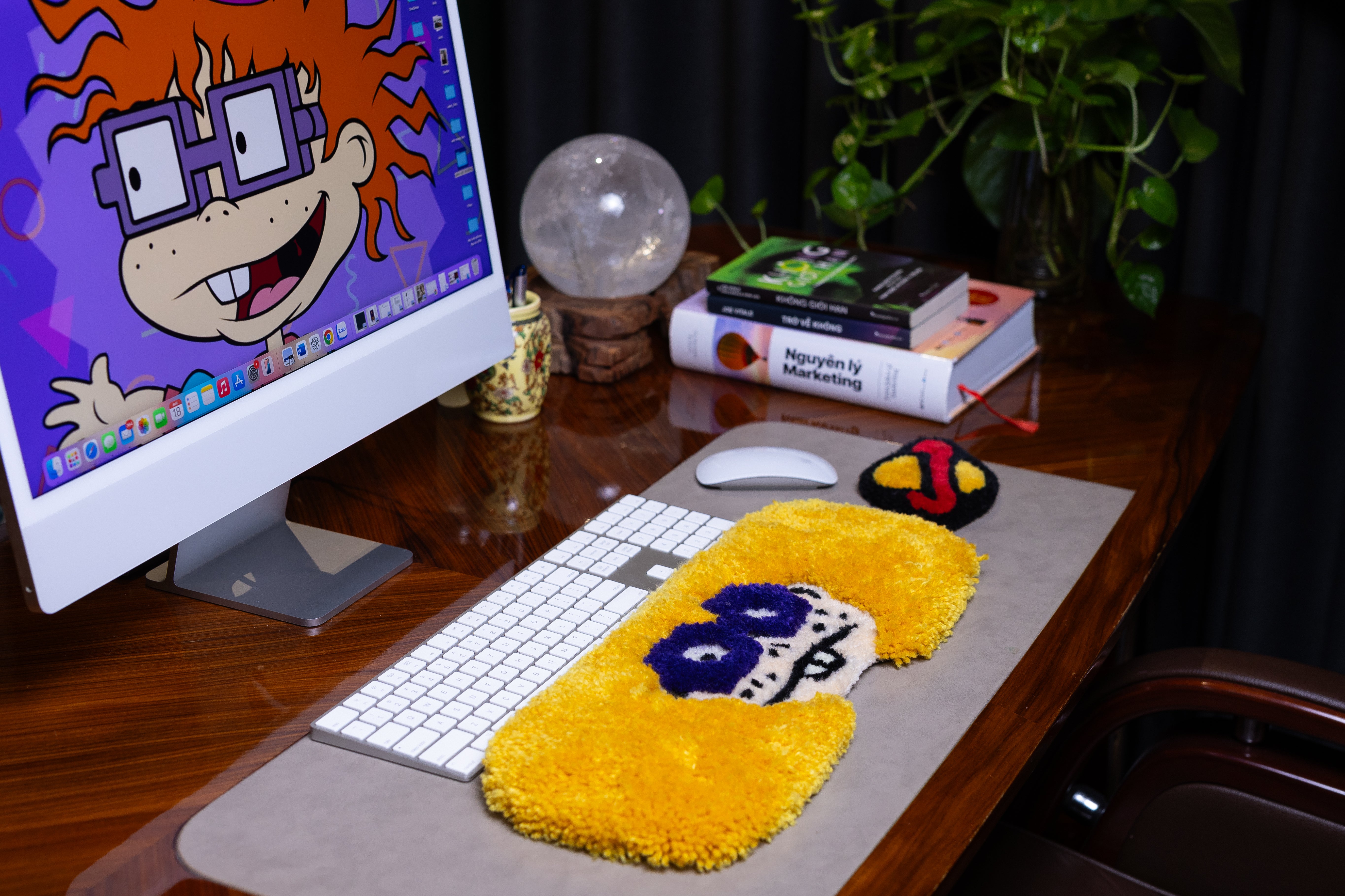 Retro Masked Character Keyboard Rug – Handmade Tufted Yellow Desk Mat for Art Lovers